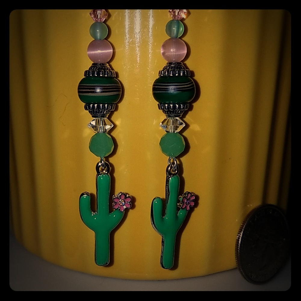 Handcrafted cactus Sw.crystals glass n ceramic EAR